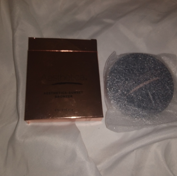 Makeup NEW - Picture 4 of 8